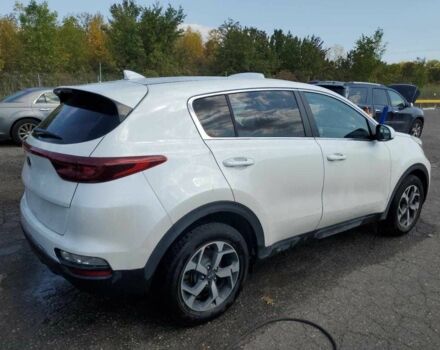 Белый Киа Sportage, объемом двигателя 2.4 л и пробегом 61 тыс. км за 4600 $, фото 3 на Automoto.ua