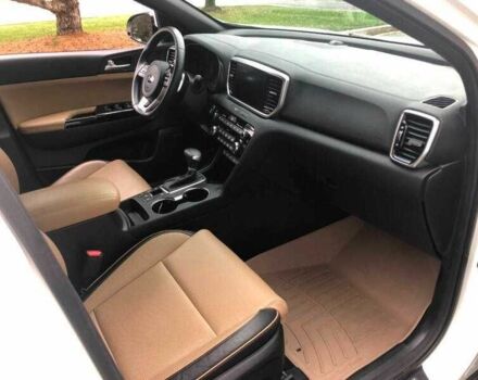 Білий Кіа Sportage, об'ємом двигуна 2.4 л та пробігом 37 тис. км за 6000 $, фото 12 на Automoto.ua