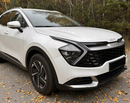 Кіа Sportage 2023 у Києві на Automoto.ua Білий Кіа Sportage, об'ємом двигуна 1.6 л та пробігом 71 тис. км за 27800 $, фото 3 на Automoto.ua