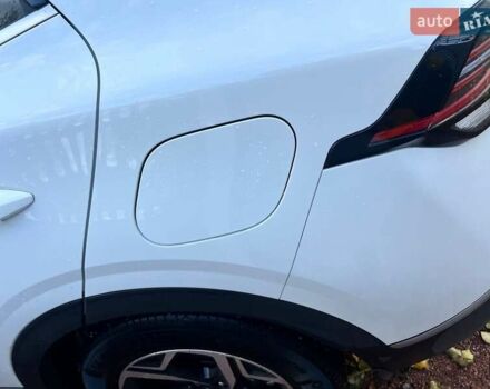 Белый Киа Sportage, объемом двигателя 2 л и пробегом 13 тыс. км за 26500 $, фото 2 на Automoto.ua