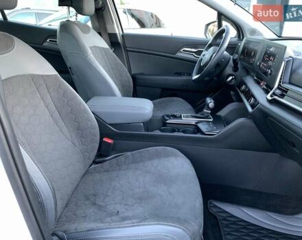 Белый Киа Sportage, объемом двигателя 2 л и пробегом 13 тыс. км за 28290 $, фото 24 на Automoto.ua
