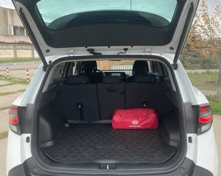 Білий Кіа Sportage, об'ємом двигуна 2 л та пробігом 38 тис. км за 28000 $, фото 15 на Automoto.ua