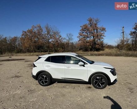 Белый Киа Sportage, объемом двигателя 2 л и пробегом 14 тыс. км за 27500 $, фото 1 на Automoto.ua