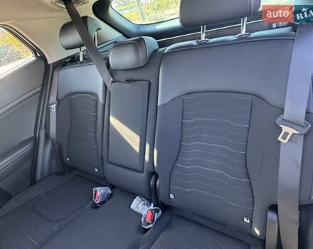 Белый Киа Sportage, объемом двигателя 2 л и пробегом 14 тыс. км за 27500 $, фото 12 на Automoto.ua