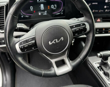 Киа Sportage 2023 в Киеве на Automoto.ua Белый Киа Sportage, объемом двигателя 2 л и пробегом 27 тыс. км за 27950 $, фото 17 на Automoto.ua