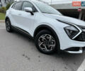 Киа Sportage 2023 в Киеве на Automoto.ua Белый Киа Sportage, объемом двигателя 2 л и пробегом 27 тыс. км за 27950 $, фото 7 на Automoto.ua