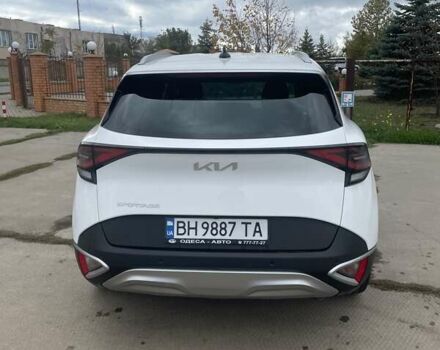Білий Кіа Sportage, об'ємом двигуна 2 л та пробігом 38 тис. км за 28000 $, фото 6 на Automoto.ua