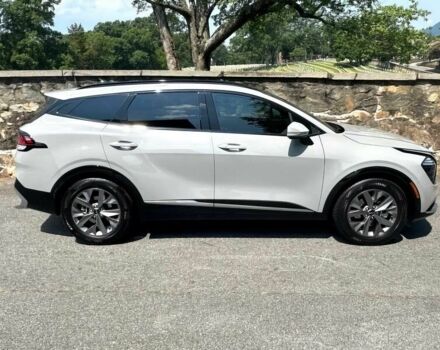 Білий Кіа Sportage, об'ємом двигуна 2.5 л та пробігом 25 тис. км за 14000 $, фото 5 на Automoto.ua