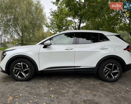 Киа Sportage 2024 в Хмельницком на Automoto.ua Белый Киа Sportage, объемом двигателя 1.6 л и пробегом 6 тыс. км за 31999 $, фото 2 на Automoto.ua