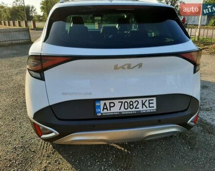 Белый Киа Sportage, объемом двигателя 1.6 л и пробегом 5 тыс. км за 29599 $, фото 4 на Automoto.ua