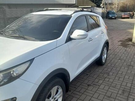 Белый Киа Sportage, объемом двигателя 2 л и пробегом 220 тыс. км за 10800 $, фото 1 на Automoto.ua