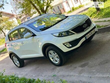 Белый Киа Sportage, объемом двигателя 2 л и пробегом 158 тыс. км за 11900 $, фото 1 на Automoto.ua