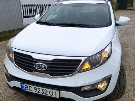 Белый Киа Sportage, объемом двигателя 1.6 л и пробегом 198 тыс. км за 12200 $, фото 1 на Automoto.ua