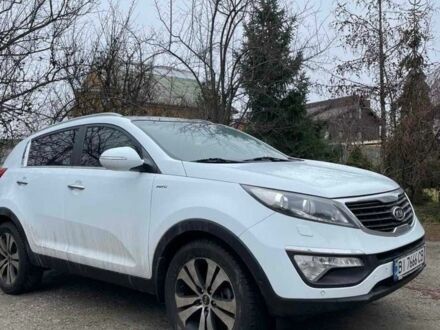 Кіа Sportage 2011 у Кременчуге на Automoto.ua Білий Кіа Sportage, об'ємом двигуна 2 л та пробігом 115 тис. км за 13499 $, фото 1 на Automoto.ua