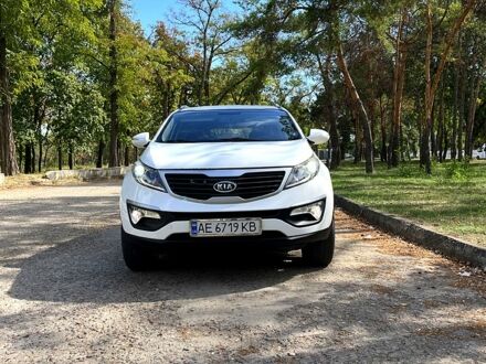 Белый Киа Sportage, объемом двигателя 2 л и пробегом 183 тыс. км за 12400 $, фото 1 на Automoto.ua