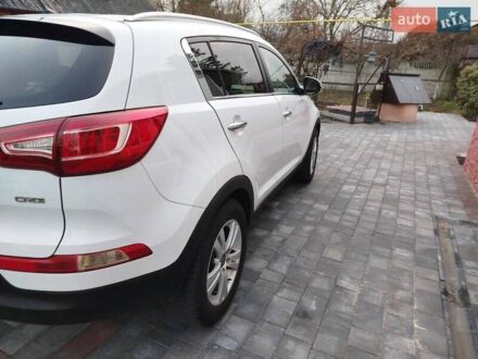 Білий Кіа Sportage, об'ємом двигуна 1.58 л та пробігом 224 тис. км за 11300 $, фото 1 на Automoto.ua