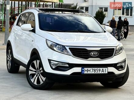 Кіа Sportage 2011 у Одесі на Automoto.ua Білий Кіа Sportage, об'ємом двигуна 2 л та пробігом 165 тис. км за 13999 $, фото 1 на Automoto.ua
