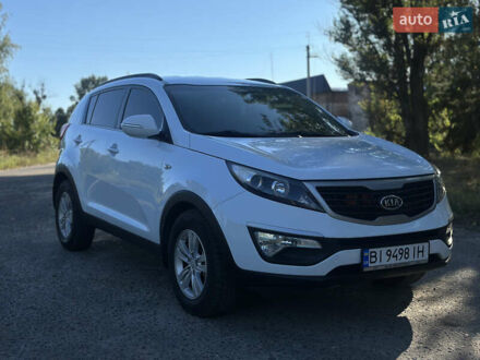 Кіа Sportage 2011 у Ахтырке на Automoto.ua Білий Кіа Sportage, об'ємом двигуна 1.69 л та пробігом 190 тис. км за 11700 $, фото 1 на Automoto.ua