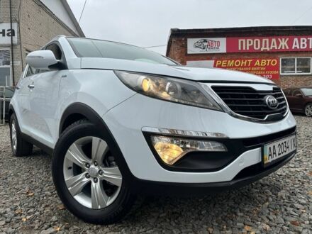 Белый Киа Sportage, объемом двигателя 2 л и пробегом 167 тыс. км за 12200 $, фото 1 на Automoto.ua