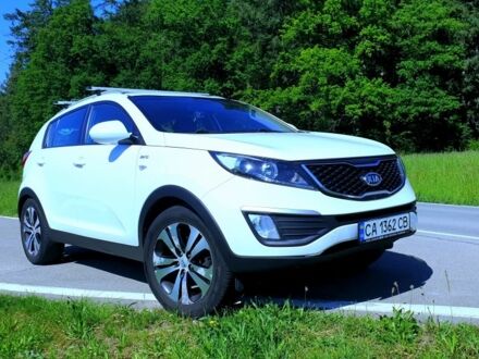 Білий Кіа Sportage, об'ємом двигуна 2 л та пробігом 179 тис. км за 9500 $, фото 1 на Automoto.ua