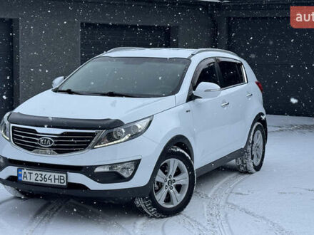 Белый Киа Sportage, объемом двигателя 2 л и пробегом 200 тыс. км за 11950 $, фото 1 на Automoto.ua