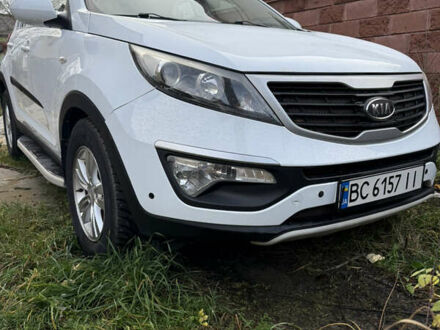 Белый Киа Sportage, объемом двигателя 2 л и пробегом 167 тыс. км за 12500 $, фото 1 на Automoto.ua