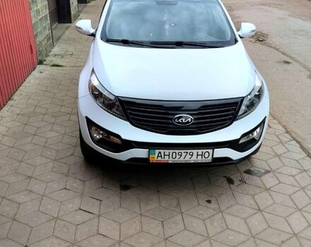 Белый Киа Sportage, объемом двигателя 2 л и пробегом 150 тыс. км за 12000 $, фото 1 на Automoto.ua