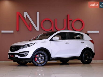 Білий Кіа Sportage, об'ємом двигуна 2 л та пробігом 126 тис. км за 12900 $, фото 1 на Automoto.ua
