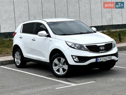 Киа Sportage 2012 в Киеве на Automoto.ua Белый Киа Sportage, объемом двигателя 2 л и пробегом 170 тыс. км за 15300 $, фото 1 на Automoto.ua