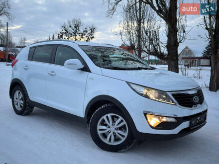 Білий Кіа Sportage, об'ємом двигуна 2 л та пробігом 134 тис. км за 10450 $, фото 1 на Automoto.ua