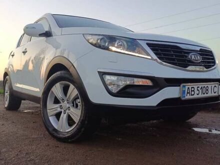 Белый Киа Sportage, объемом двигателя 1.69 л и пробегом 248 тыс. км за 13200 $, фото 1 на Automoto.ua