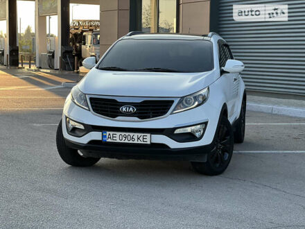 Киа Sportage 2012 в Днепре (Днепропетровске) на Automoto.ua Белый Киа Sportage, объемом двигателя 2 л и пробегом 224 тыс. км за 13999 $, фото 1 на Automoto.ua
