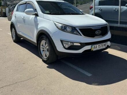 Белый Киа Sportage, объемом двигателя 1.7 л и пробегом 170 тыс. км за 13490 $, фото 1 на Automoto.ua