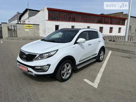 Белый Киа Sportage, объемом двигателя 2 л и пробегом 262 тыс. км за 13200 $, фото 1 на Automoto.ua