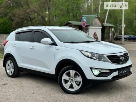 Белый Киа Sportage, объемом двигателя 2 л и пробегом 138 тыс. км за 12700 $, фото 1 на Automoto.ua