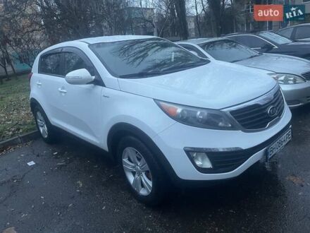 Білий Кіа Sportage, об'ємом двигуна 2.36 л та пробігом 220 тис. км за 12500 $, фото 1 на Automoto.ua