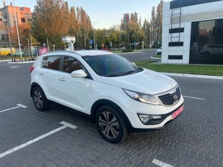 Белый Киа Sportage, объемом двигателя 2 л и пробегом 170 тыс. км за 13500 $, фото 1 на Automoto.ua