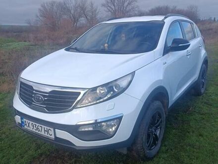Білий Кіа Sportage, об'ємом двигуна 2 л та пробігом 173 тис. км за 11000 $, фото 1 на Automoto.ua