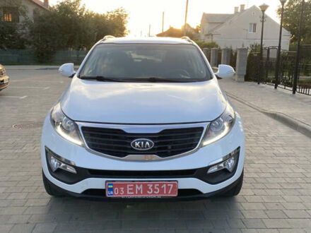 Белый Киа Sportage, объемом двигателя 1.7 л и пробегом 235 тыс. км за 11550 $, фото 1 на Automoto.ua