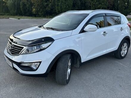 Білий Кіа Sportage, об'ємом двигуна 2 л та пробігом 156 тис. км за 13700 $, фото 1 на Automoto.ua