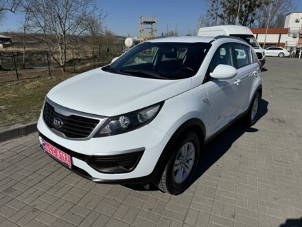 Киа Sportage 2013 в Калуше на Automoto.ua Белый Киа Sportage, объемом двигателя 1.6 л и пробегом 243 тыс. км за 9400 $, фото 1 на Automoto.ua