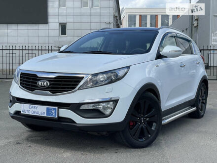 Білий Кіа Sportage, об'ємом двигуна 2 л та пробігом 191 тис. км за 16490 $, фото 1 на Automoto.ua