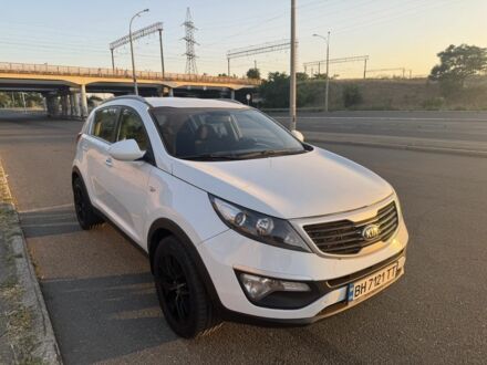 Кіа Sportage 2013 у Одесі на Automoto.ua Білий Кіа Sportage, об'ємом двигуна 2 л та пробігом 192 тис. км за 10500 $, фото 1 на Automoto.ua