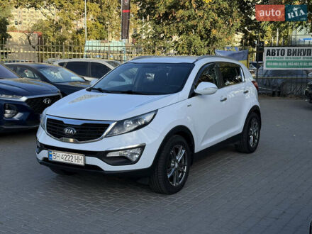 Киа Sportage 2013 в Одессе на Automoto.ua Белый Киа Sportage, объемом двигателя 2 л и пробегом 143 тыс. км за 12999 $, фото 1 на Automoto.ua