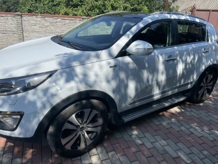 Белый Киа Sportage, объемом двигателя 2 л и пробегом 193 тыс. км за 14500 $, фото 1 на Automoto.ua