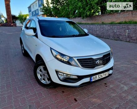 Белый Киа Sportage, объемом двигателя 1.69 л и пробегом 190 тыс. км за 12700 $, фото 1 на Automoto.ua