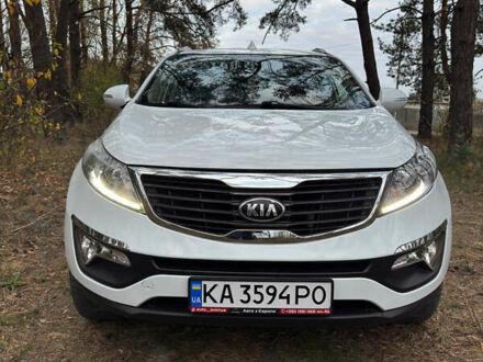 Білий Кіа Sportage, об'ємом двигуна 1.69 л та пробігом 222 тис. км за 12500 $, фото 1 на Automoto.ua