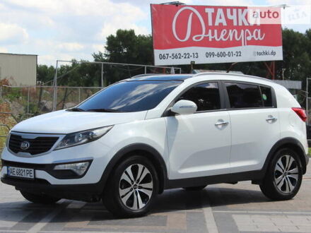 Белый Киа Sportage, объемом двигателя 2 л и пробегом 200 тыс. км за 14999 $, фото 1 на Automoto.ua