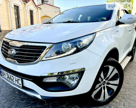 Белый Киа Sportage, объемом двигателя 2 л и пробегом 37 тыс. км за 17200 $, фото 1 на Automoto.ua