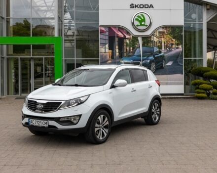 Белый Киа Sportage, объемом двигателя 2 л и пробегом 184 тыс. км за 17300 $, фото 1 на Automoto.ua